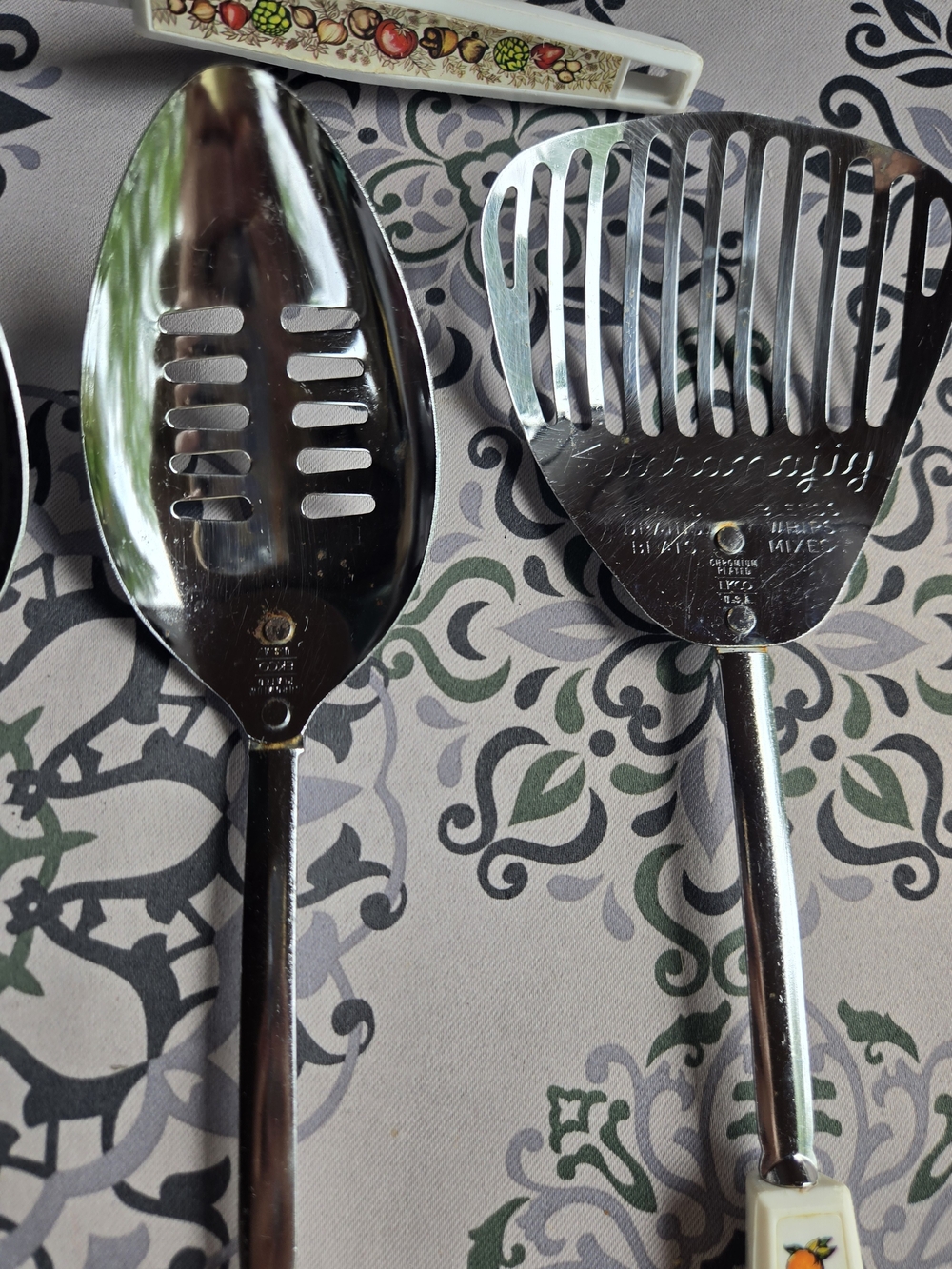 Ekco Spice Of Life Print Kitchen Utensils - Set Of 5 - Picture 4 of 12